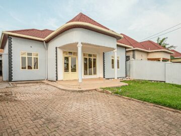 Rented! Convenient 4BR/3BA Home for Students in Sekimondo Estate, Bumbogo