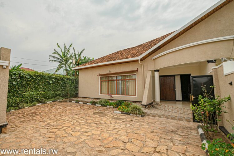 Rented! Short Term Rental: 3 Bedrooms, 2 Baths Family House (Fully Furnished) For Rent