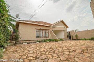 Rented! Short Term Rental: 3 Bedrooms, 2 Baths Family House (Fully Furnished) For Rent