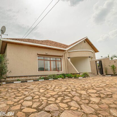 Rented! Short Term Rental: 3 Bedrooms, 2 Baths Family House (Fully Furnished) For Rent