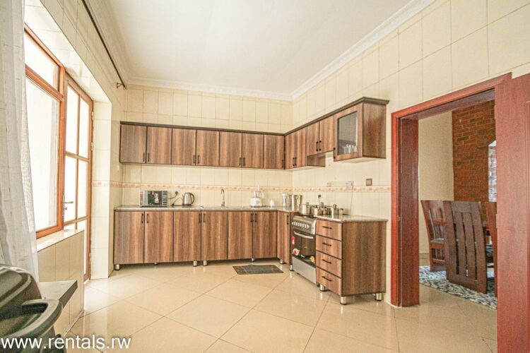 Rented! Short Term Rental: 3 Bedrooms, 2 Baths Family House (Fully Furnished) For Rent