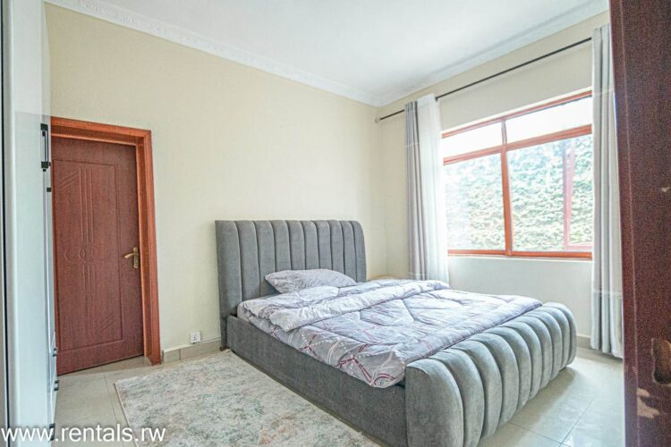 Rented! Short Term Rental: 3 Bedrooms, 2 Baths Family House (Fully Furnished) For Rent