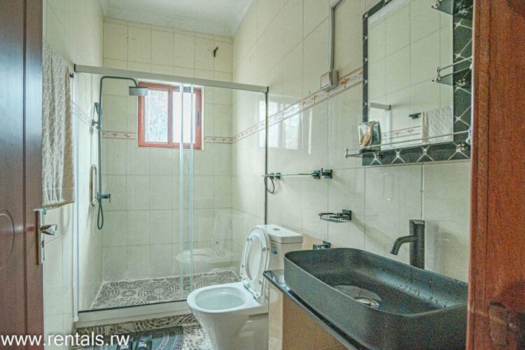 Rented! Short Term Rental: 3 Bedrooms, 2 Baths Family House (Fully Furnished) For Rent