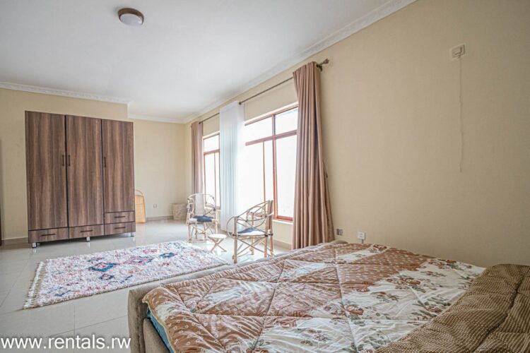Rented! Short Term Rental: 3 Bedrooms, 2 Baths Family House (Fully Furnished) For Rent