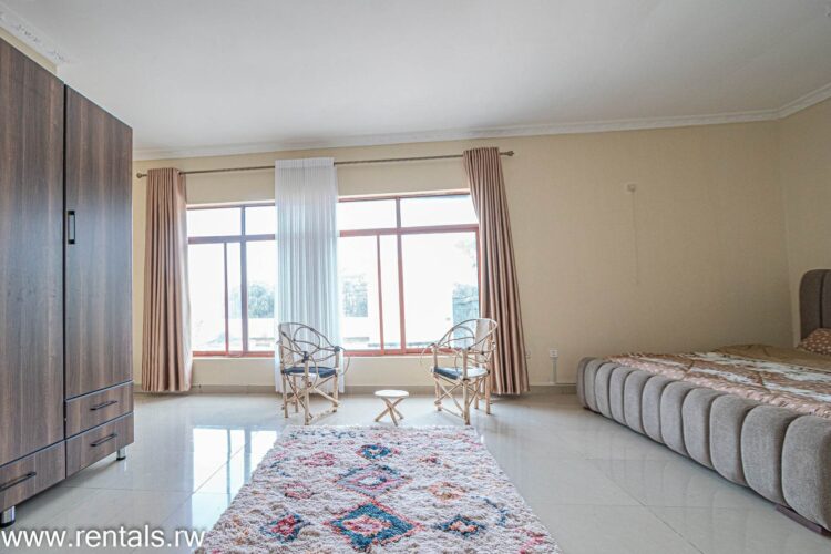Rented! Short Term Rental: 3 Bedrooms, 2 Baths Family House (Fully Furnished) For Rent